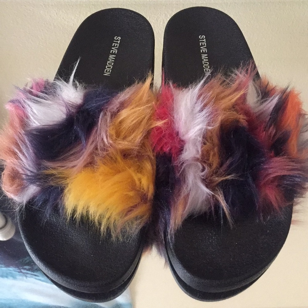 Steve Madden Slides